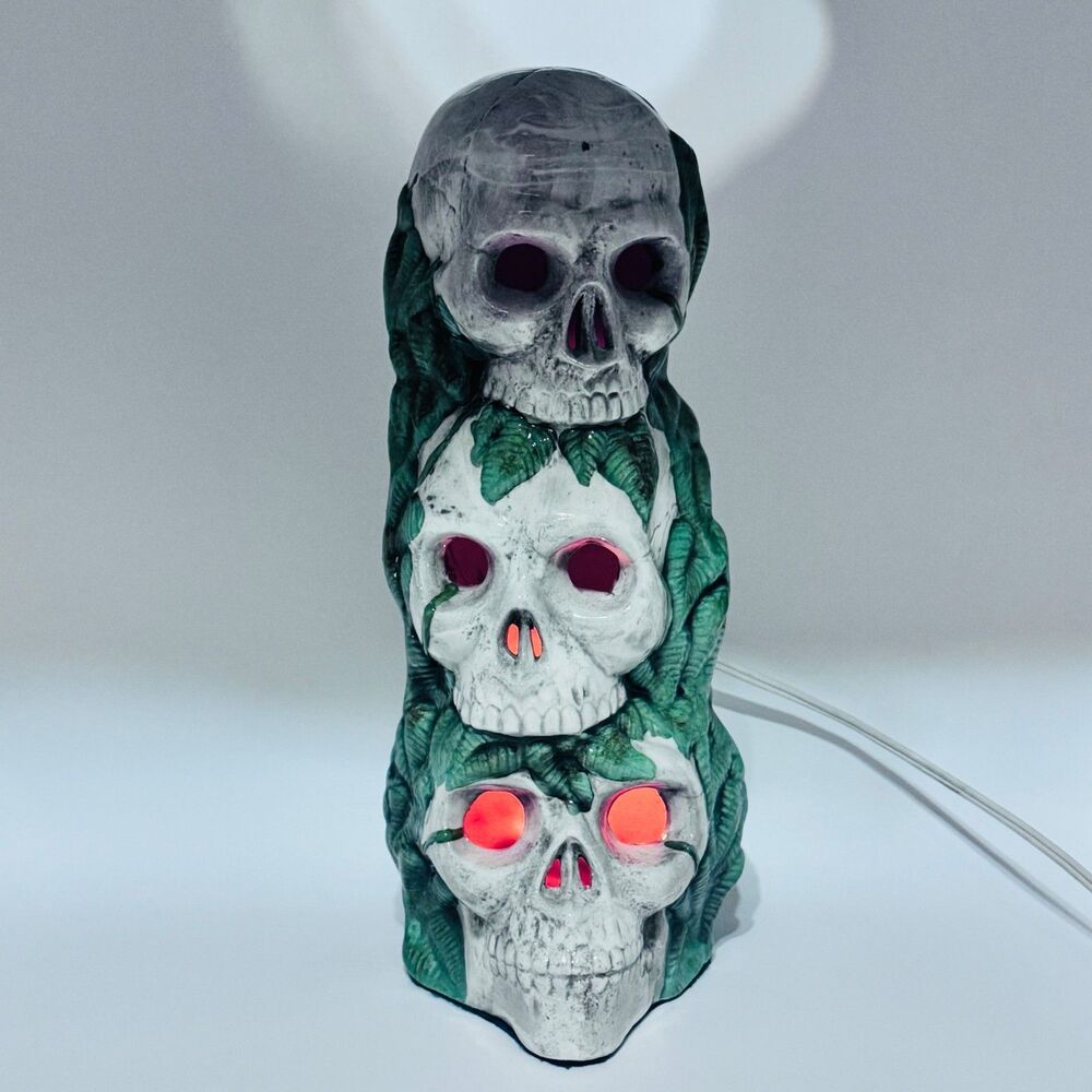 Vintage 3 Skull Lamp Light Up Ceramic Halloween Stack Lamp Totem Goth Decor 12"T